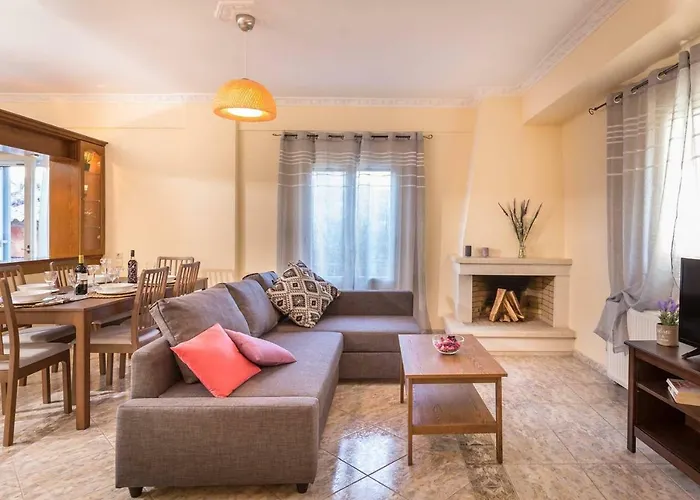 Casa vacanze Spacious Maisonette - Roof View Of Corfu Port *