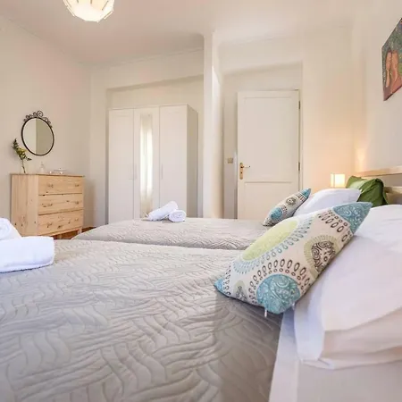 Spacious Maisonette - Roof View Of Corfu Port *