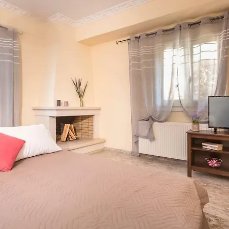 Dom wakacyjny Spacious Maisonette - Roof View Of Corfu Port *