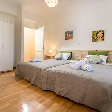 Dom wakacyjny Spacious Maisonette - Roof View Of Corfu Port Mantouki