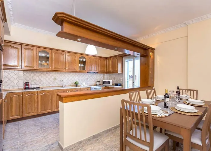 Spacious Maisonette - Roof View Of Corfu Port Дом отдыха Mantouki
