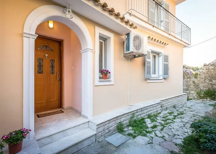Spacious Maisonette - Roof View Of Corfu Port * Mantouki