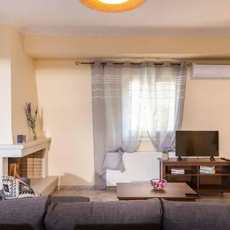 Spacious Maisonette - Roof View Of Corfu Port Holiday home *