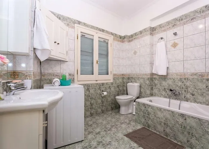 Spacious Maisonette - Roof View Of Corfu Port * Mantouki